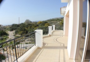 4 Bedroom Villa + Apartment downstairs , Kamares, Tala, Paphos