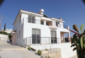 4 Bedroom Villa + Apartment downstairs , Kamares, Tala, Paphos