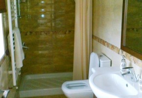 5 Bedroom Detached House in Tsada