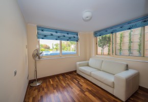 Detached Villa For Sale  in  Neo Chorio