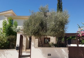 Semi Detached Villa For Sale  in  Aphrodite Hills
