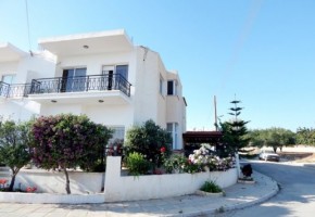 Semi Detached Villa For Sale in Mesoyi, Paphos - SL18965