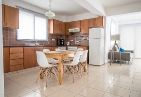 Building For Sale  in  Kissonerga