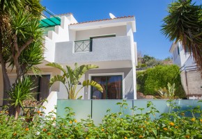 Building For Sale  in  Kissonerga